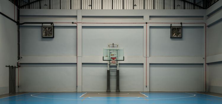 apartments with indoor basketball courts